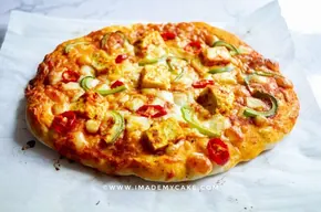 Makhani Paneer Pizza