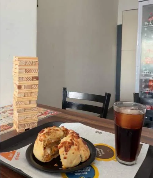 Sahibjot's Pocket Burger and Jenga night at The Crosta